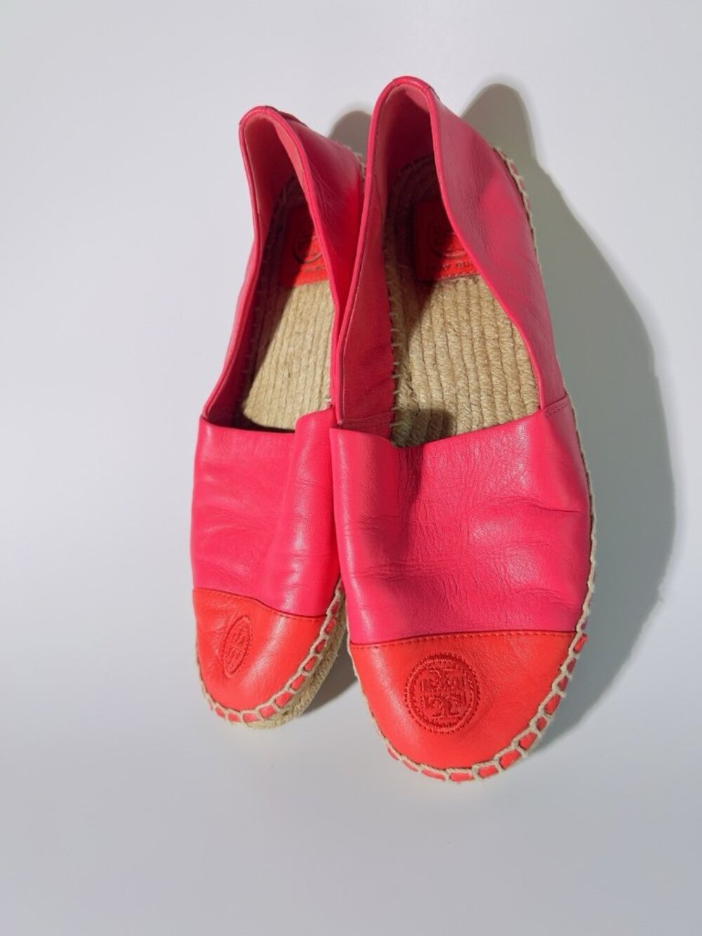 Tory Burch Colorblock Leather Espadrille Flats Pink Red Size 8.5 No Box - Picture 12 of 13